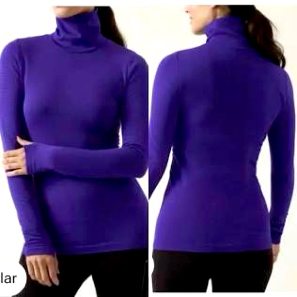 Athleta Flurry Blizzard Seamless Rib Turtleneck size M purple.